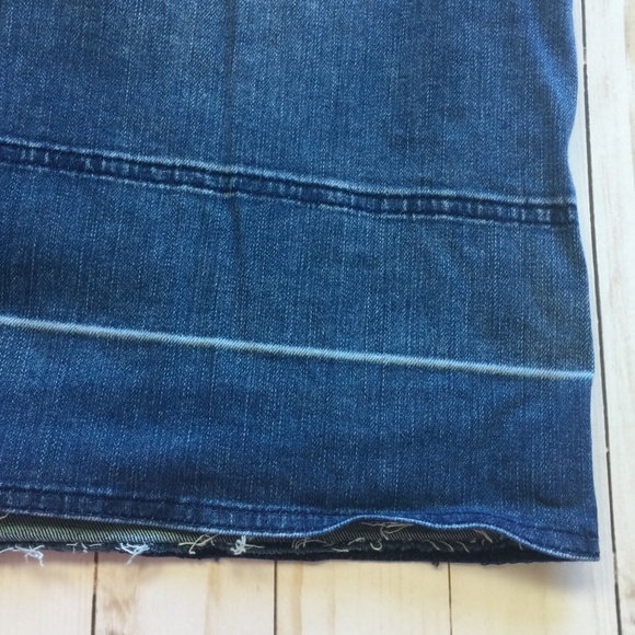 TALBOTS Woman Petites Denim Skirt Distressed 12WP - Picture 7 of 9